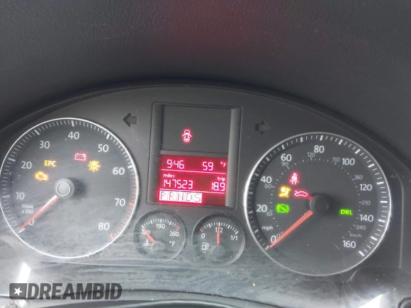 2008 Volkswagen Jetta SE z VIN 3VWRM71K18M135790, wystawiony jako IAAI lot #42165888 z przebiegiem 147 523 mil mil oraz . Historia ofert i sprzedaży dostępna na DreamBid. Obrazek 7.