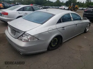 2008 Mercedes-Benz CLS 550 with VIN WDDDJ72X38A119397, listed as a Copart auction lot 69606244 with 8,251 mi miles and Salvage Title. Bid and sale history available at DreamBid. Image 3.