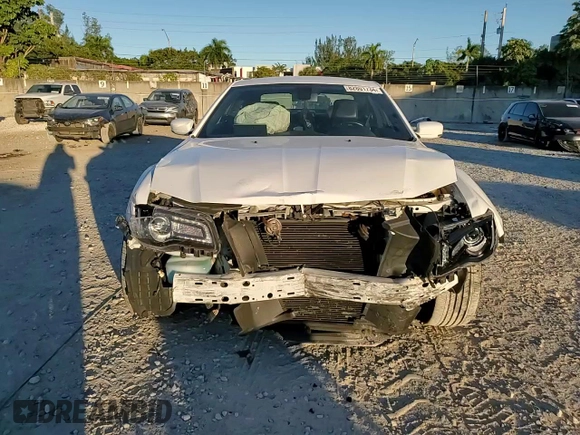 2017 Chrysler 300 S Alloy Edition with VIN 2C3CCABG1HH506601, listed as a Copart auction lot 82801734 with 77,292 mi miles and Salvage Title. Bid and sale history available at DreamBid. Image 13.