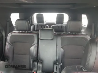 2019 Ford Explorer XLT with VIN 1FM5K8D88KGB05292, listed as a Copart auction lot 59758145 with 97,353 mi miles and Salvage title. Bid and sale history available at DreamBid. Image 10.