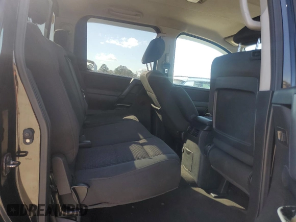 2010 Nissan Titan SE with VIN 1N6BA0ED4AN312650, listed as a Copart auction lot 47284915 with 266,394 mi miles and Salvage Title. Bid and sale history available at carsss.com. Image 10.