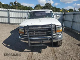 1992 Ford Bronco XL with VIN 1FMEU15N8NLA71761, listed as a Copart auction lot 61508904 with 181,426 mi miles and Clean Title. Bid and sale history available at DreamBid. Image 5.