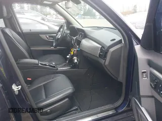 2010 Mercedes-Benz GLK 350 z VIN WDCGG8HB7AF509221, wystawiony jako IAAI lot #41894836 z przebiegiem 187 195 mil mil oraz . Historia ofert i sprzedaży dostępna na DreamBid. Obrazek 5.