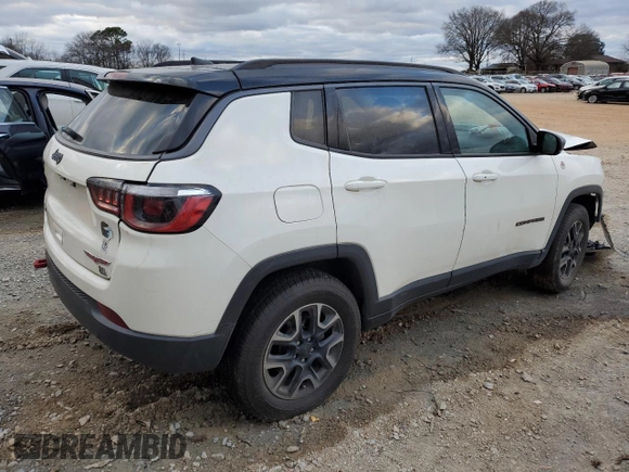 2019 Jeep Compass Trailhawk z VIN 3C4NJDDB4KT740047, wystawiony jako Copart lot #86834404 z przebiegiem 108 201 mil mil oraz Szkoda całkowita • Salvage title. Historia ofert i sprzedaży dostępna na DreamBid. Obrazek 3.