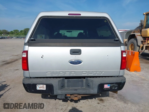 2008 Ford Super Duty F-250 SRW XL with VIN 1FTSX21R28EB04744, listed as a IAAI auction lot 42173672 with 168,960 mi miles. Bid and sale history available at carsss.com. Image 16.