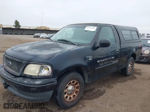 2000 Ford F-150 XL with VIN 1FTRF17W7YKA49783, listed as a IAAI auction lot 42451665 with Not provided miles and . Bid and sale history available at DreamBid. Image 2.