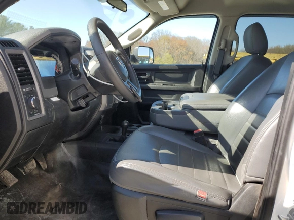 2018 Ram 2500 Tradesman with VIN 3C6UR5CJXJG377433, listed as a Copart auction lot 51590325 with 60,361 mi miles and Salvage title. Bid and sale history available at DreamBid. Image 7.