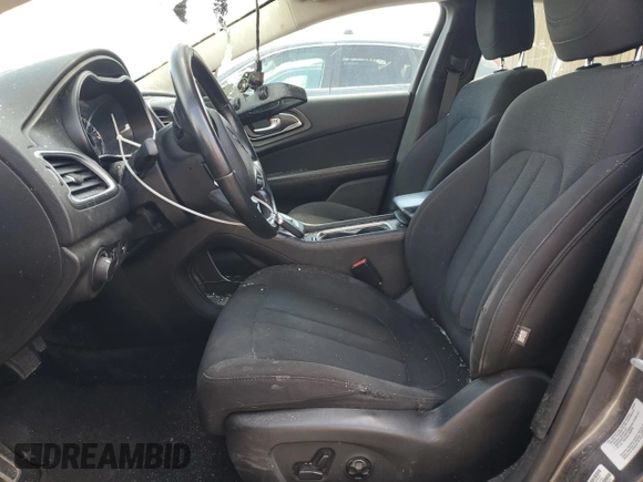 2015 Chrysler 200 Limited with VIN 1C3CCCAB6FN692268, listed as a Copart auction lot 52239345 with 140,245 mi miles and Non repairable. Bid and sale history available at DreamBid. Image 7.