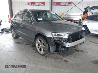 2015 Audi Q3 2.0T Premium Plus with VIN WA1EFCFS7FR004186, listed as a IAAI auction lot 41725953 with 59,981 mi miles. Bid and sale history available at carsss.com. Image 1.