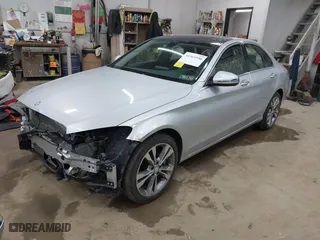 2016 Mercedes-Benz C-Class C 300 Luxury with VIN 55SWF4KB4GU163095, listed as a IAAI auction lot 41961990 with 41,293 mi miles. Bid and sale history available at carsss.com. Image 18.