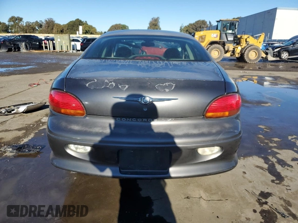 2003 Chrysler Concorde z VIN 2C3AD36M73H520219, wystawiony jako Copart lot #82895394 z przebiegiem 242 758 mil mil oraz Szkoda całkowita • Salvage title. Historia ofert i sprzedaży dostępna na DreamBid. Obrazek 6.