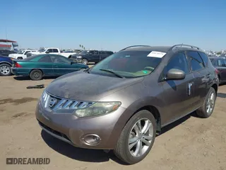 2009 Nissan Murano SL with VIN JN8AZ18W99W153743, listed as a IAAI auction lot 41674424 with 195,750 mi miles. Bid and sale history available at carsss.com. Image 2.