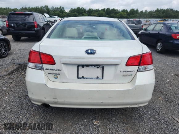 2013 Subaru Legacy 2.5i z VIN 4S3BMBA60D3012844, wystawiony jako Copart lot #62875425 z przebiegiem 162 693 mil mil oraz Czysty tytuł • Clean title. Historia ofert i sprzedaży dostępna na DreamBid. Obrazek 6.
