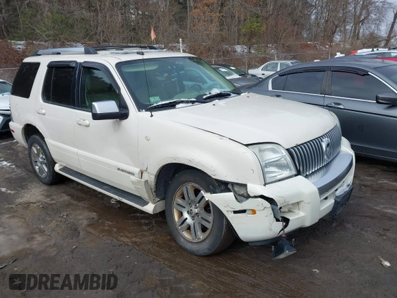 2008 Mercury Mountaineer Premier with VIN 4M2EU48848UJ00015, listed as a IAAI auction lot 41628733 with 307,424 mi miles. Bid and sale history available at carsss.com. Image 1.