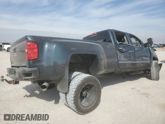 2019 GMC Sierra 3500HD Denali z VIN 1GT42WEY6KF163720, wystawiony jako Copart lot #56526725 z przebiegiem Nie podano mil oraz Szkody całkowita. Historia ofert i sprzedaży dostępna na DreamBid. Obrazek 3.