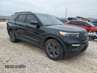 2022 Ford Explorer XLT z VIN 1FMSK7DH6NGB62558, wystawiony jako Copart lot #54575715 z przebiegiem 57 056 mil mil oraz Czysty tytuł • Clean title. Historia ofert i sprzedaży dostępna na DreamBid. Obrazek 4.