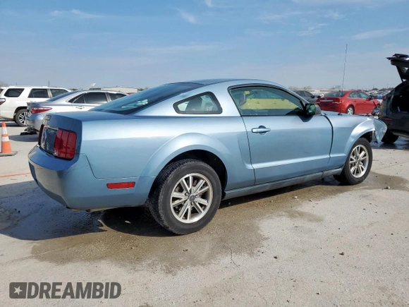2005 Ford Mustang Deluxe with VIN 1ZVFT80N655136829, listed as a Copart auction lot 50765825 with 142,242 mi miles and Salvage title. Bid and sale history available at DreamBid. Image 3.