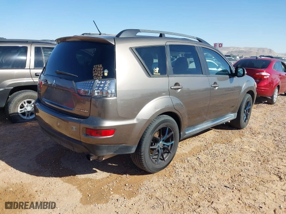 2012 Mitsubishi Outlander SE with VIN JA4AS3AW9CU004624, listed as a IAAI auction lot 41303185 with 189,122 mi miles. Bid and sale history available at carsss.com. Image 4.
