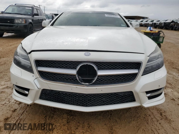 2014 Mercedes-Benz CLS 550 with VIN WDDLJ7DB5EA096052, listed as a Copart auction lot 53085535 with 140,000 mi miles and Salvage title. Bid and sale history available at DreamBid. Image 5.