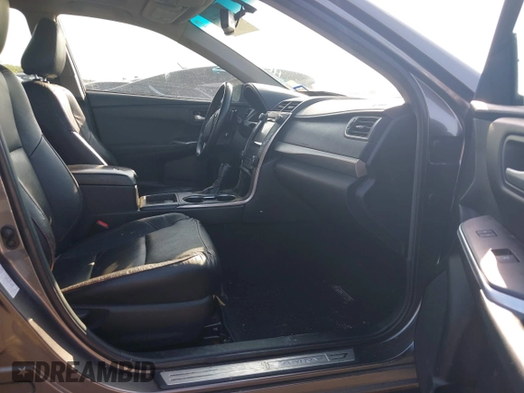 2015 Toyota Camry XLE with VIN 4T1BF1FK3FU927545, listed as a IAAI auction lot 42088944 with 293,029 mi miles and . Bid and sale history available at DreamBid. Image 5.