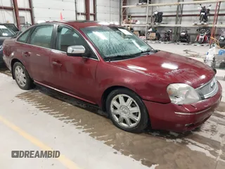 2007 Ford Five Hundred Limited z VIN 1FAHP251X7G151401, wystawiony jako IAAI lot #42142993 z przebiegiem 201 973 mil mil oraz . Historia ofert i sprzedaży dostępna na DreamBid. Obrazek 1.