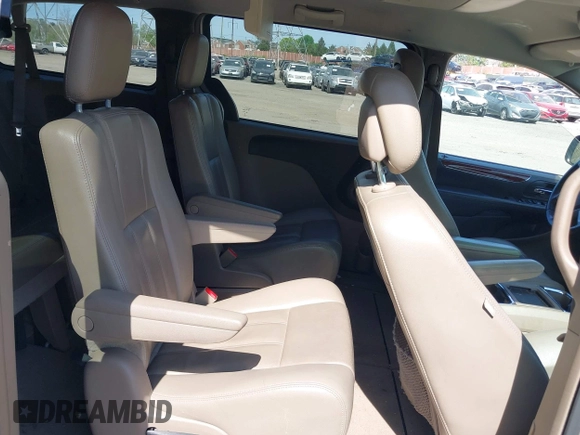 2013 Chrysler Town & Country Touring with VIN 2C4RC1BG8DR774619, listed as a IAAI auction lot 42087639 with 155,218 mi miles. Bid and sale history available at carsss.com. Image 8.