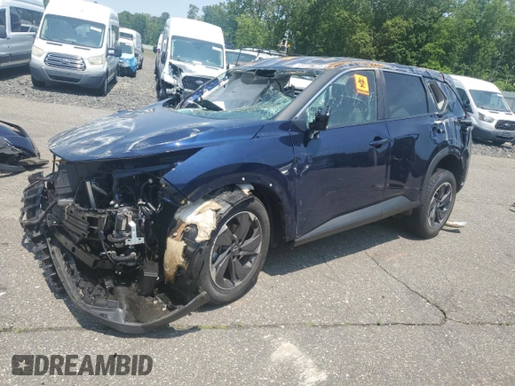 2024 Nissan Rogue SV z VIN 5N1BT3BA4RC698076, wystawiony jako Copart lot #58807895 z przebiegiem 34 987 mil mil oraz Nie do naprawy • Non repairable. Historia ofert i sprzedaży dostępna na DreamBid. Obrazek 1.