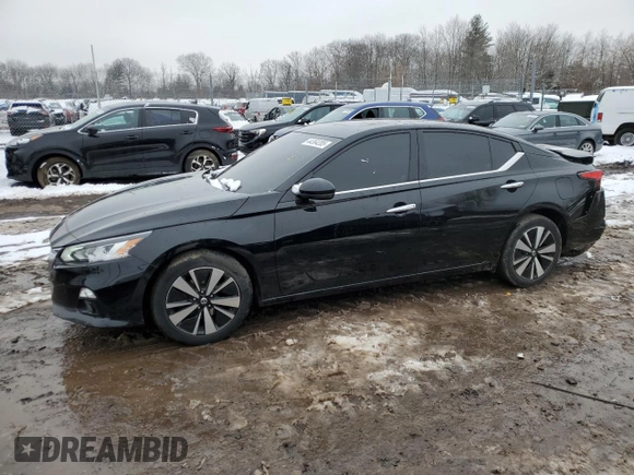 2020 Nissan Altima 2.5 SL with VIN 1N4BL4EW8LC240040, listed as a Copart auction lot 44364285 with 67,132 mi miles and Salvage Title. Bid and sale history available at carsss.com. Image 1.