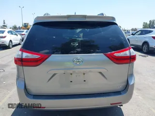2018 Toyota Sienna LE Auto Access Seat с VIN 5TDKZ3DCXJS937151, выставлен на аукционе IAAI как лот 42396520 с пробегом 66 947 миль миль и . История ставок и продаж доступна на DreamBid. Изображение 16.