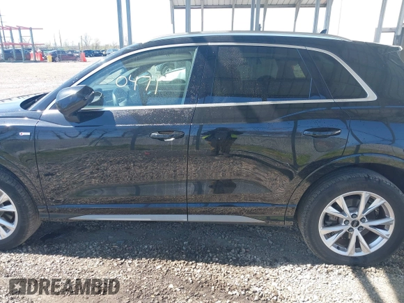 2021 Audi Q3 S line Premium with VIN WA1DECF36M1031852, listed as a IAAI auction lot 42020471 with 29,445 mi miles and . Bid and sale history available at DreamBid. Image 14.