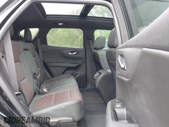 2019 Chevrolet Blazer RS with VIN 3GNKBJRS8KS589136, listed as a IAAI auction lot 42055894 with 59,445 mi miles and . Bid and sale history available at DreamBid. Image 8.