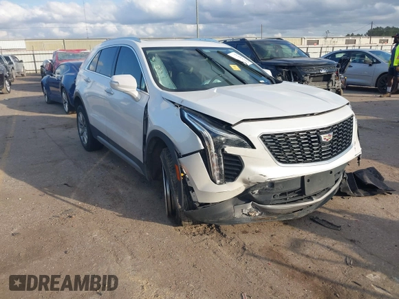 2021 Cadillac XT4 FWD Premium Luxury with VIN 1GYFZCR47MF084998, listed as a IAAI auction lot 41483283 with 1 mi miles. Bid and sale history available at carsss.com. Image 1.