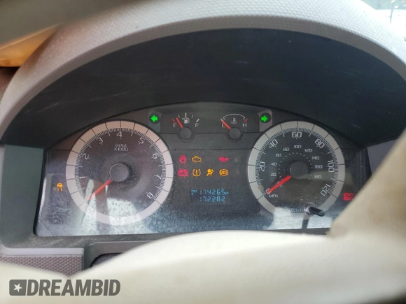 2008 Ford Escape XLS z VIN 1FMCU02Z18KB98824, wystawiony jako Copart lot #61684455 z przebiegiem 172 282 mil mil oraz Szkoda całkowita • Salvage title. Historia ofert i sprzedaży dostępna na DreamBid. Obrazek 9.
