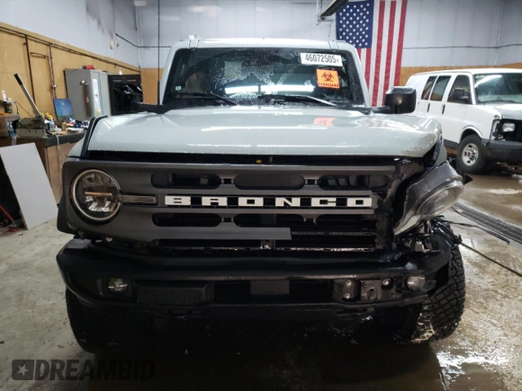 2024 Ford Bronco Big Bend with VIN 1FMDE7BH2RLA40943, listed as a Copart auction lot 46072505 with 17,077 mi miles and Non Repairable. Bid and sale history available at DreamBid. Image 5.