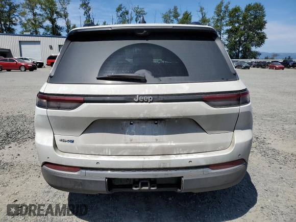2024 Jeep Grand Cherokee with VIN 1C4RJYB64RC681828, listed as a Copart auction lot 59544685 with 24,883 mi miles and Salvage title. Bid and sale history available at DreamBid. Image 6.