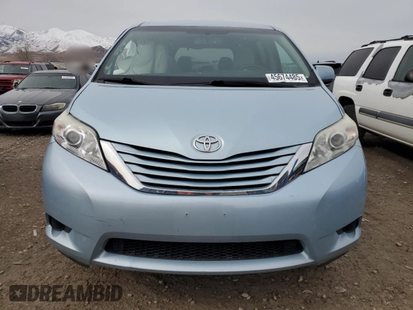 2017 Toyota Sienna LE Auto Access Seat with VIN 5TDKZ3DC6HS772323, listed as a Copart auction lot 45674485 with 50,613 mi miles and Salvage Title. Bid and sale history available at carsss.com. Image 5.