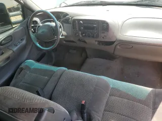 2002 Ford F-150 XL z VIN 1FTRX18L52NB59531, wystawiony jako Copart lot #58550365 z przebiegiem 267 424 mil mil oraz Szkoda całkowita • Salvage title. Historia ofert i sprzedaży dostępna na DreamBid. Obrazek 8.