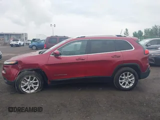 2017 Jeep Cherokee Latitude с VIN 1C4PJMCSXHW568202, выставлен на аукционе IAAI как лот 42686478 с пробегом 25 165 миль миль и . История ставок и продаж доступна на DreamBid. Изображение 14.