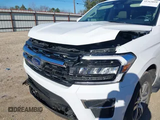 2024 Ford Expedition Limited with VIN 1FMJU1K86REA59325, listed as a IAAI auction lot 41263018 with 14,104 mi miles. Bid and sale history available at carsss.com. Image 6.