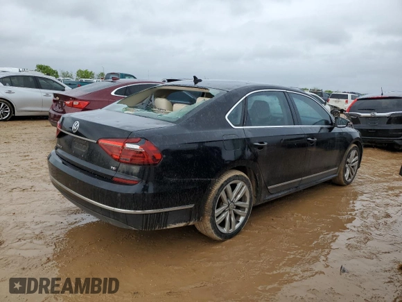 2017 Volkswagen Passat SE with VIN 1VWGT7A32HC017803, listed as a Copart auction lot 50924285 with 108,413 mi miles and Clean title. Bid and sale history available at DreamBid. Image 3.
