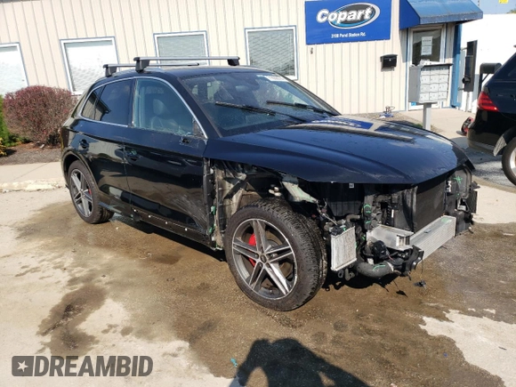 2020 Audi SQ5 Premium Plus with VIN WA1B4AFY0L2123543, listed as a Copart auction lot 71032274 with 44,446 mi miles and Salvage Title. Bid and sale history available at DreamBid. Image 4.