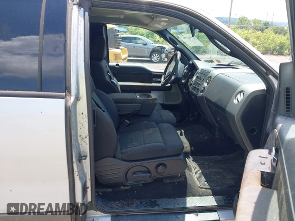 2004 Ford F-150 XLT с VIN 1FTPX14534NC07321, выставлен на аукционе IAAI как лот 42560770 с пробегом Не указан миль и . История ставок и продаж доступна на DreamBid. Изображение 5.