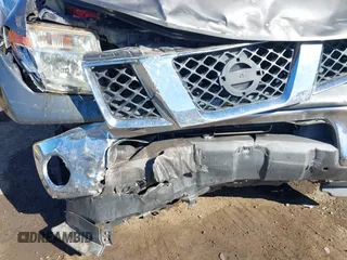 2008 Nissan Frontier SE z VIN 1N6AD07U48C444216, wystawiony jako IAAI lot #40119585 z przebiegiem 183 893 mil mil oraz . Historia ofert i sprzedaży dostępna na DreamBid. Obrazek 18.