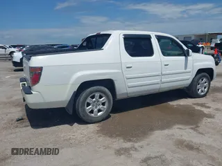 2007 Honda Ridgeline RTL z VIN 2HJYK16537H527957, wystawiony jako IAAI lot #42098143 z przebiegiem 233 163 mil mil oraz . Historia ofert i sprzedaży dostępna na DreamBid. Obrazek 6.