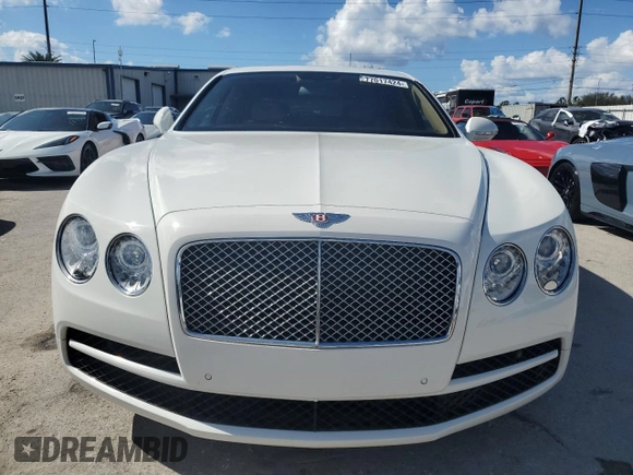 2018 Bentley Flying Spur V8 with VIN SCBET9ZA0JC066810, listed as a Copart auction lot 77017424 with 4,788 mi miles and Non repairable. Bid and sale history available at DreamBid. Image 5.