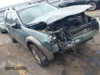2006 Ford Freestyle SE with VIN 1FMZK01176GA10920, listed as a IAAI auction lot 41509523 with 248,318 mi miles. Bid and sale history available at carsss.com. Image 1.