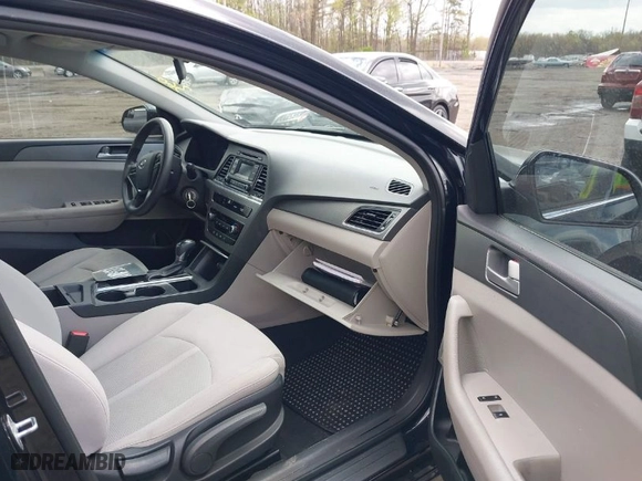 2015 Hyundai Sonata 2.4L SE with VIN 5NPE24AF8FH191527, listed as a IAAI auction lot 42026536 with 259,916 mi miles. Bid and sale history available at carsss.com. Image 5.