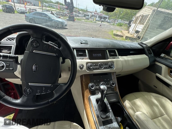 2013 Land Rover Range Rover Sport HSE LUX with VIN SALSK2D49DA805287, listed as a Copart auction lot 55334755 with 101,587 mi miles and Clean Title. Bid and sale history available at carsss.com. Image 9.