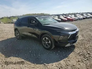 2023 Chevrolet Blazer LT z VIN 3GNKBHR44PS176048, wystawiony jako Copart lot #56569765 z przebiegiem 25 619 mil mil oraz Nie do naprawy • Non repairable. Historia ofert i sprzedaży dostępna na DreamBid. Obrazek 13.