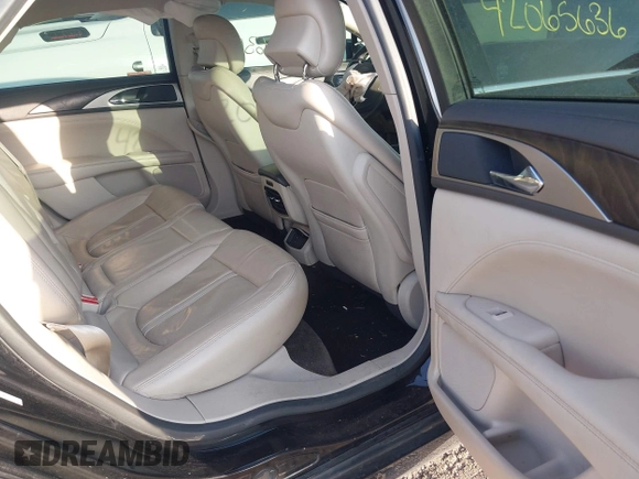 2017 Lincoln MKZ Hybrid Reserve with VIN 3LN6L5MU2HR634929, listed as a IAAI auction lot 42065636 with 100,165 mi miles and . Bid and sale history available at DreamBid. Image 8.
